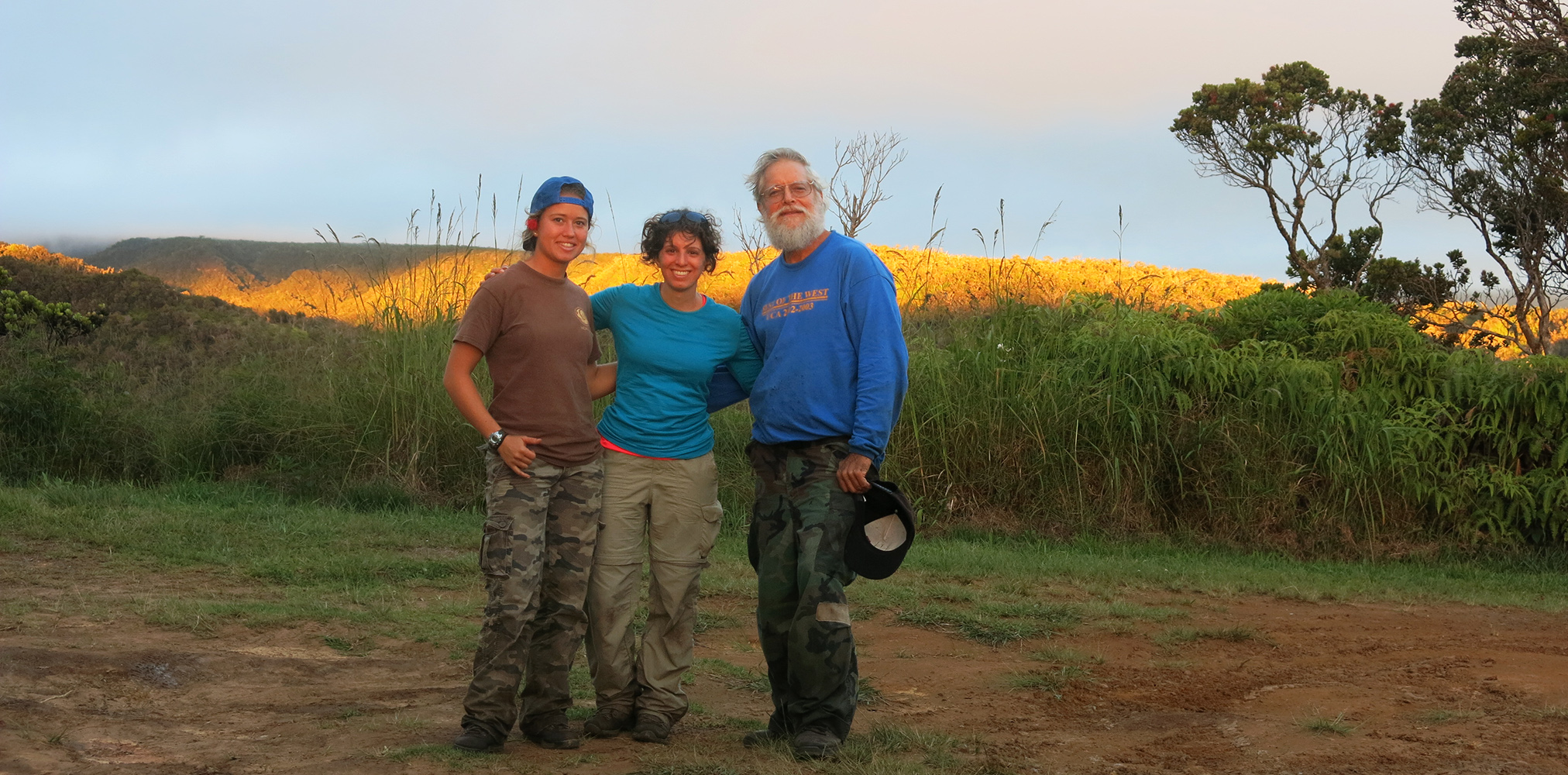 Sarikaya stands with Inanna Carter and Steve Montgomery